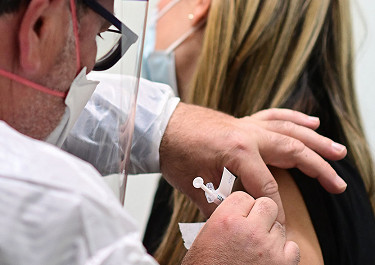 Why does Melbourne have the state’s lowest vaccination rate?
